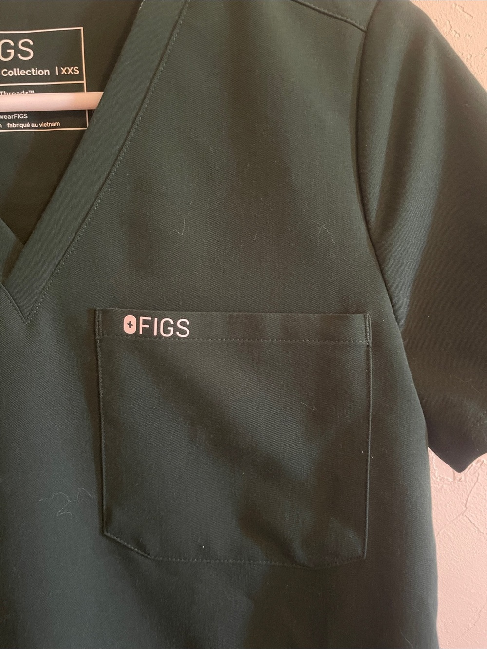 Figs British Racing Green Scrub Top - Picture 8 of 10